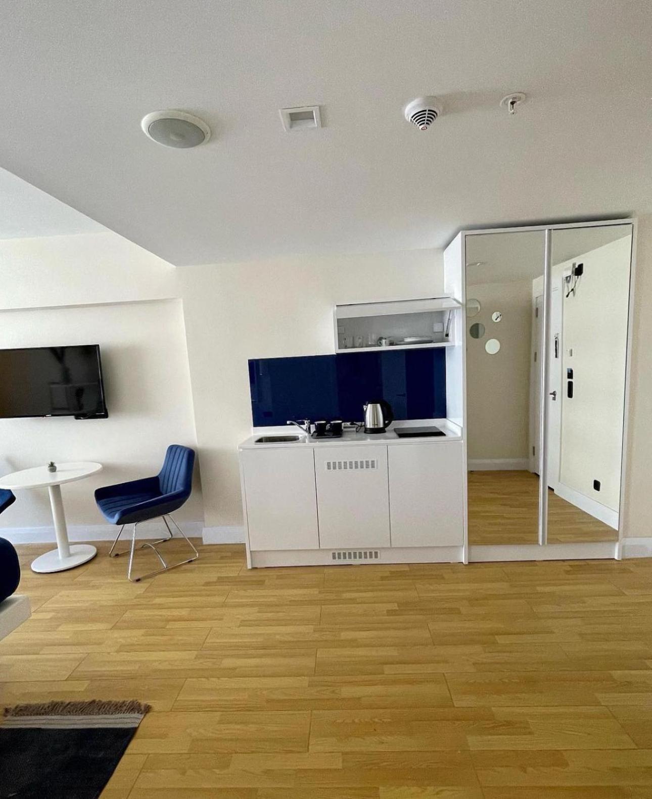 Luxury Panorama Sea View Apartment & Central Batoemi Buitenkant foto